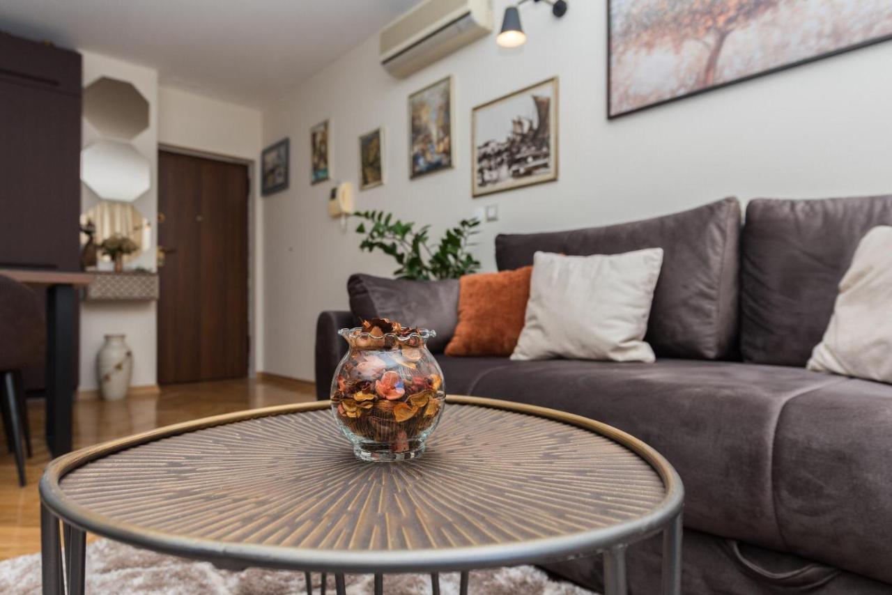 Chic Apartment Zoja Near Beach With Free Parking 马卡尔斯卡 外观 照片
