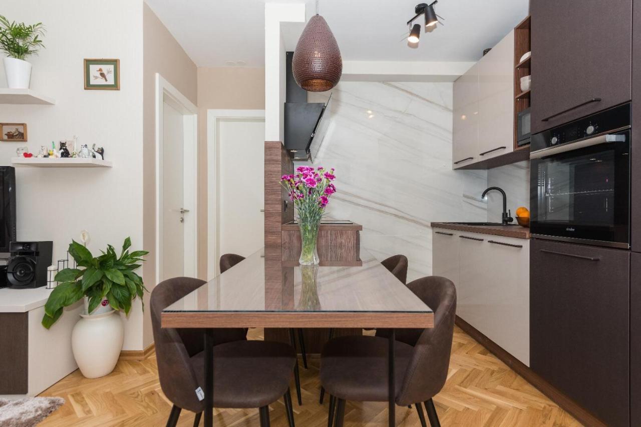 Chic Apartment Zoja Near Beach With Free Parking 马卡尔斯卡 外观 照片